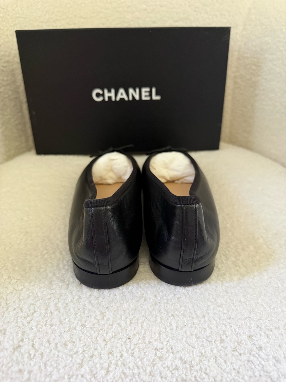 CHANEL Black Leather Ballet Flats - Picture 4 of 8